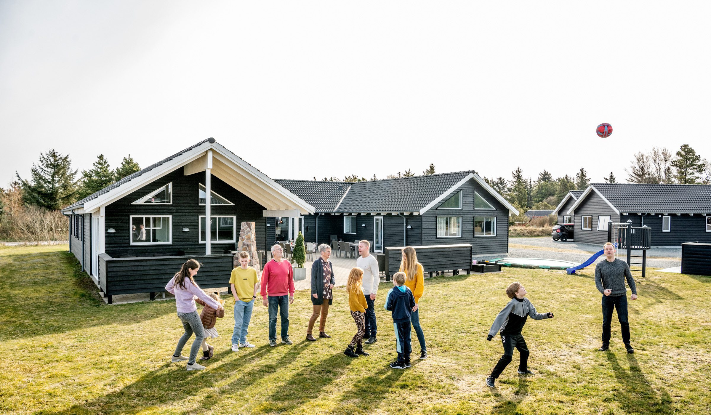 familj i sommarhus