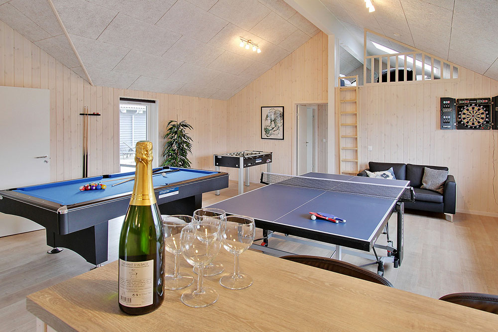 Sommarstuga 703 är utrustad med egen bar