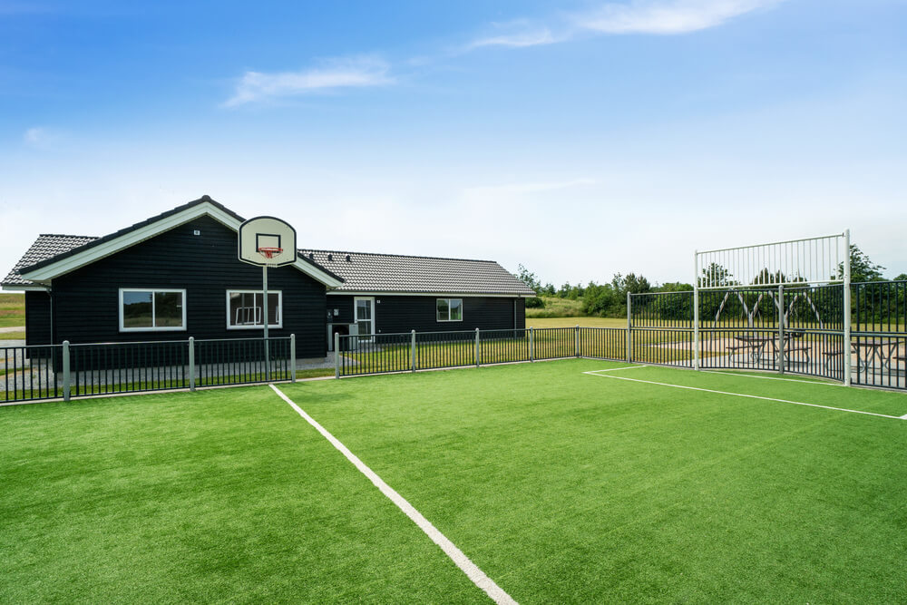 Utomhusaktiviteter kring sommarhus nr 450.