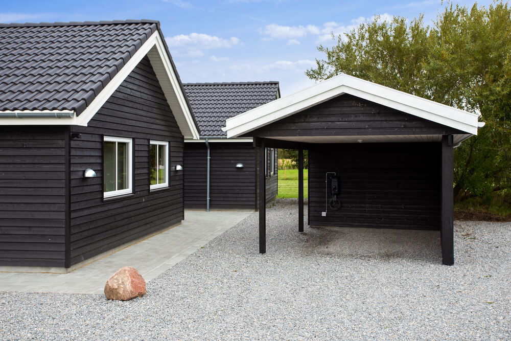 I Lolland/Falster/Møn ligger detta vackra poolhus nr 433 med plats för 16 personer.