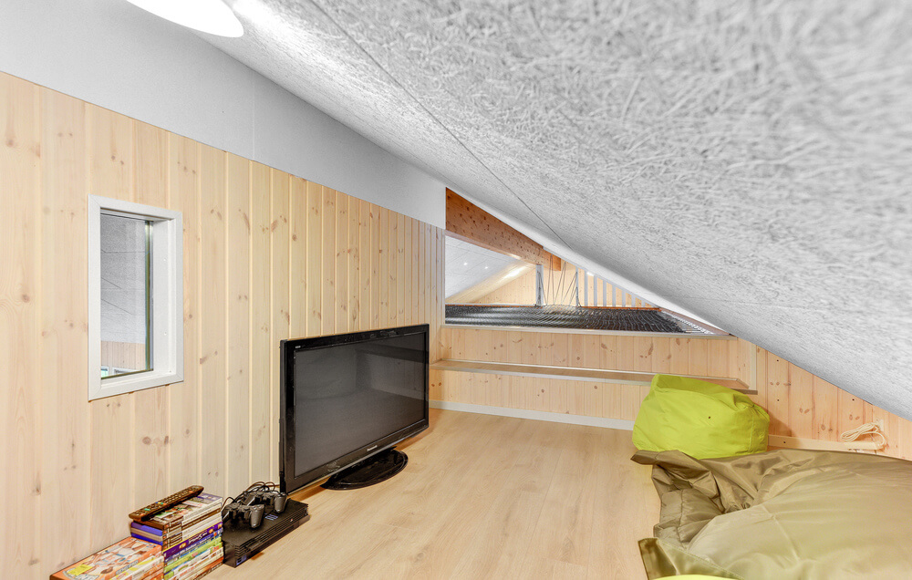 Loftet i lyxhus nr 539 där de större barnen brukar sova