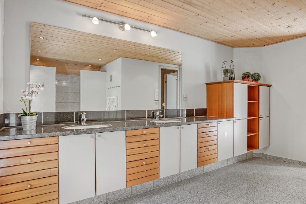 Ett av badrummen i lyxstuga nr 552
