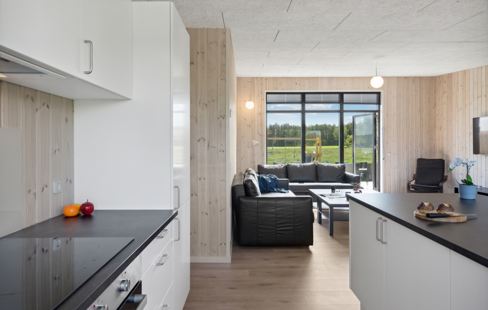 Köket i lyxstuga nr 604 är generöst inrett.