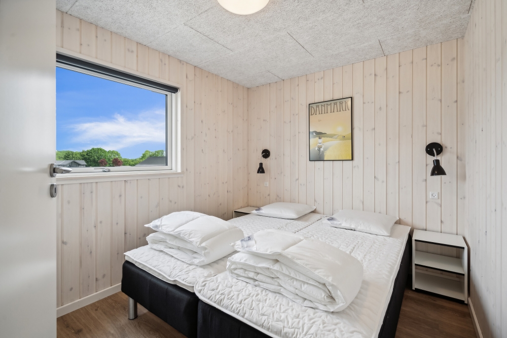Ett av de 7 utmärkta sovrummen i lyxstuga nr 632 i Sydjylland.