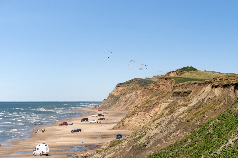 Stranden i närheten av lyxhus 192 i Nordjylland bjuder in till en promenad.