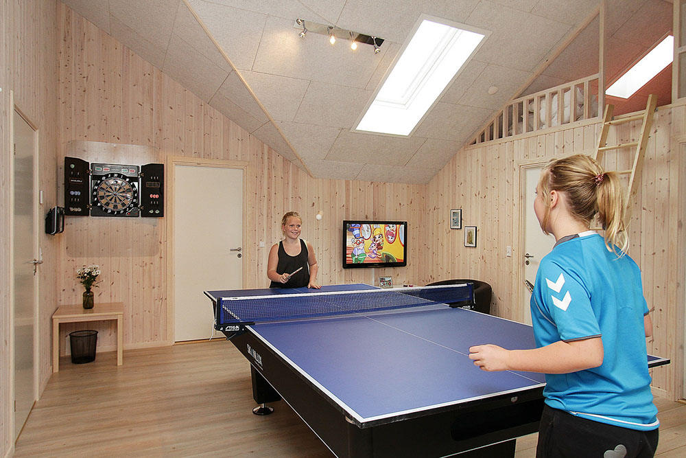 Här finns underhållning för hela familjen, t.ex. med biljard/bordtennis och dart i aktivitetsrummet