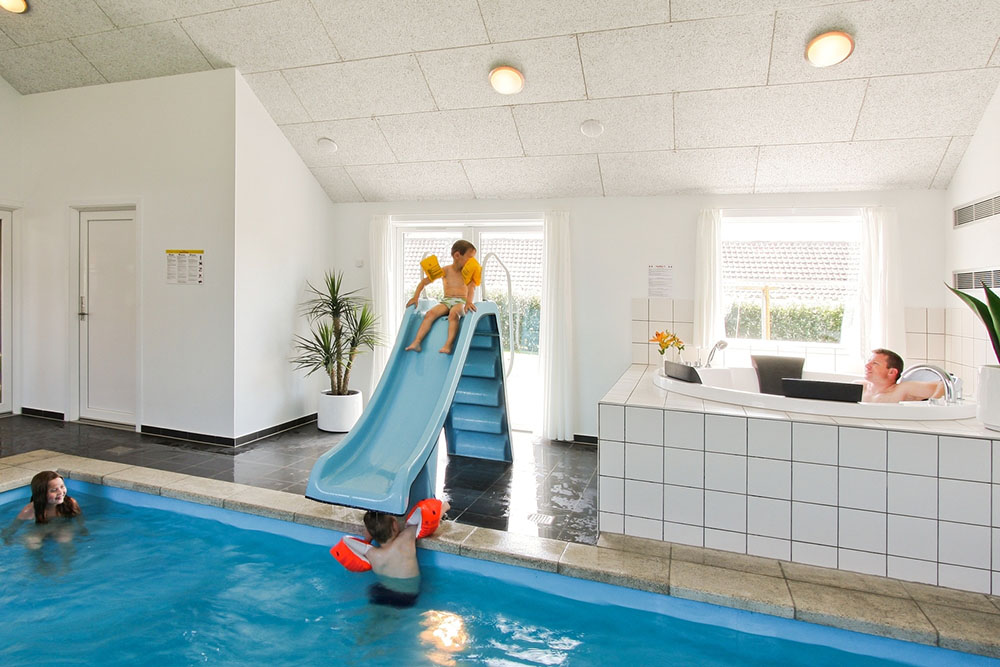 Det inbyggda spat inbjuder till avslappning och wellness